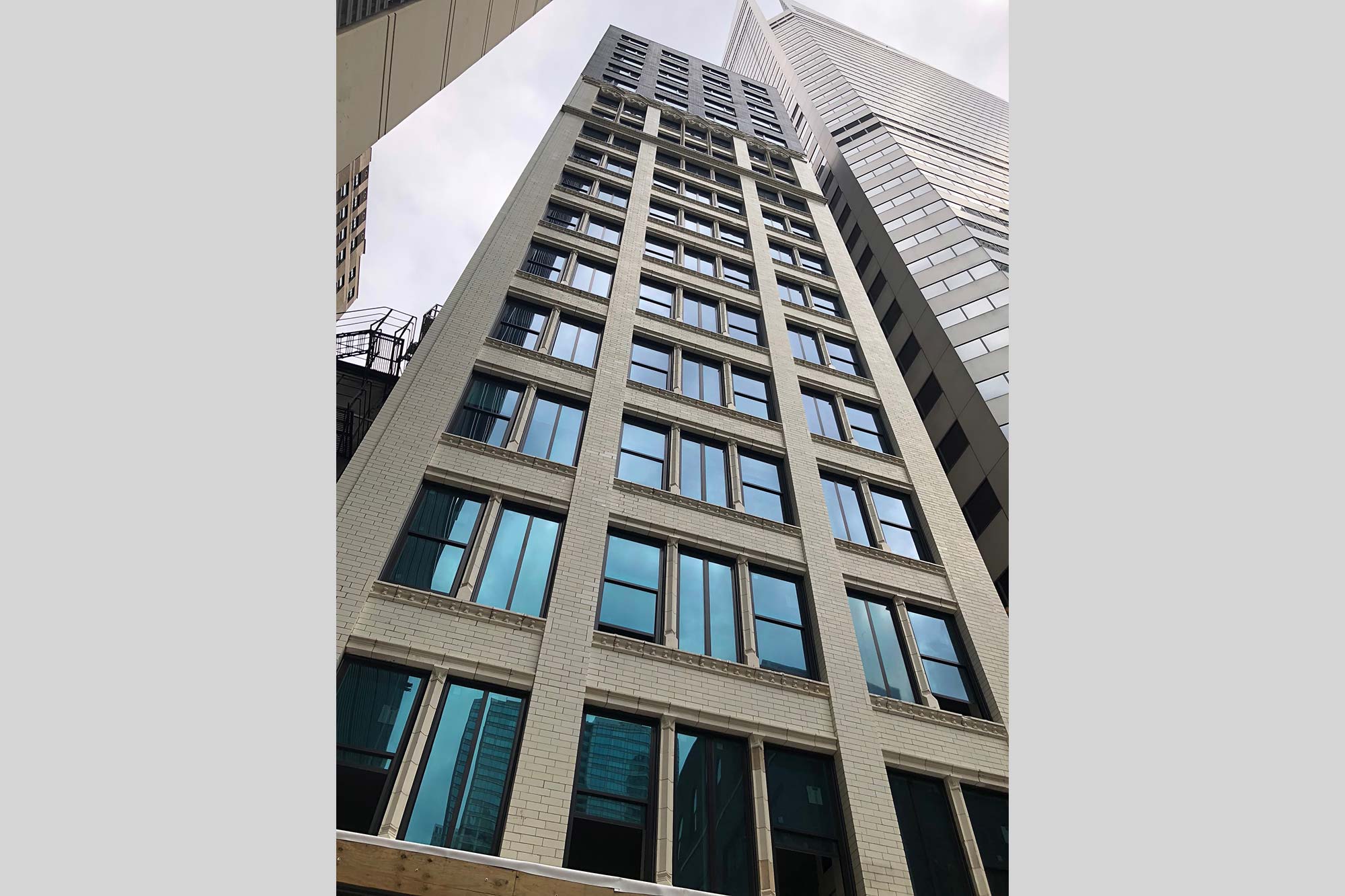 168 N Michigan Ave Exterior 6